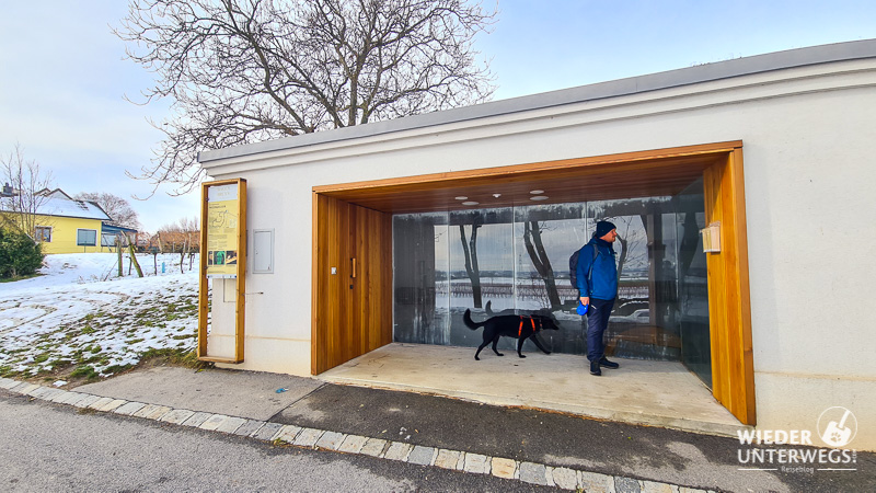 Weinkeller am Weg zum Wein Hagenbrunn